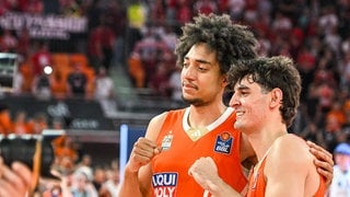 Noa Essengue (links) und Ben Saraf sind die beiden Nachwuchsstars der Ulmer Basketballer.